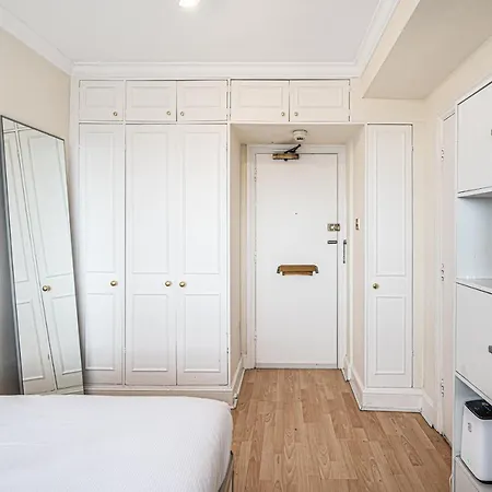 South Kensington Excellent Location Studio At Chelsea Cloister Hotel Londres Extérieur photo