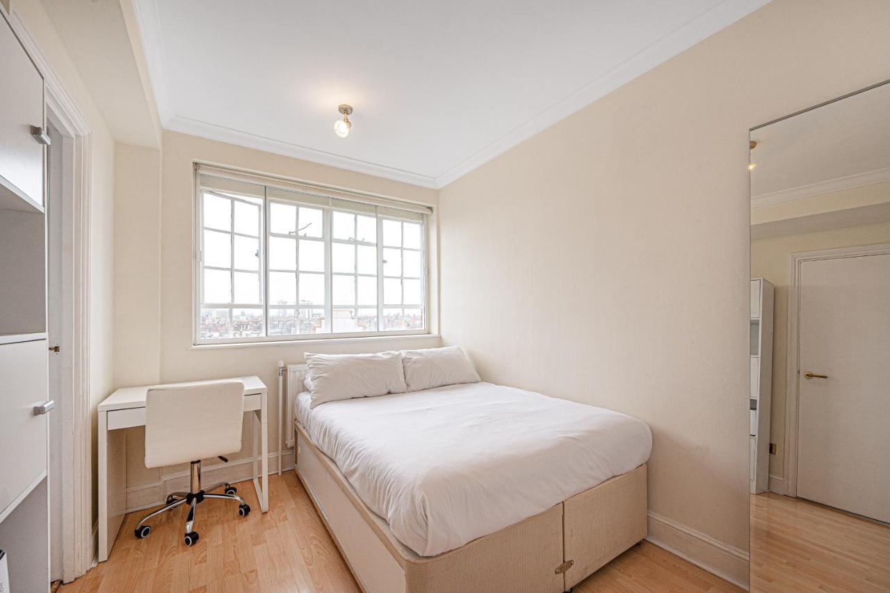 South Kensington Excellent Location At Chelsea Cloister Apartment